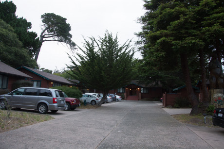 Rosedale Inn - Parking area